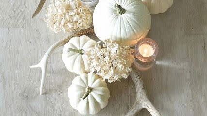 white thanksgiving centerpiece 