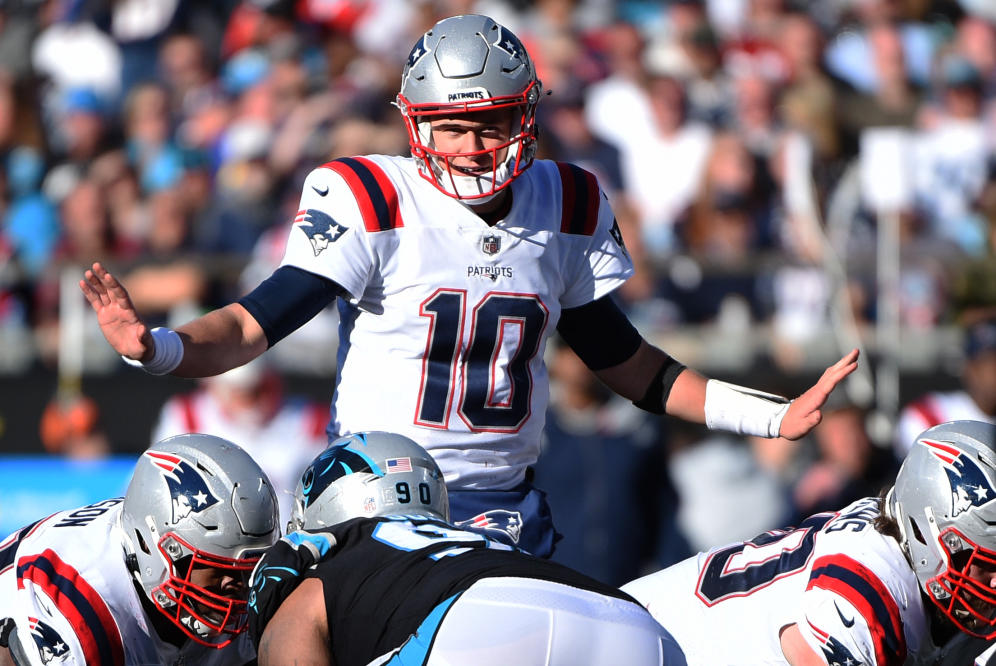 Patriots lose to Colts, open door for Bills to win AFC East 