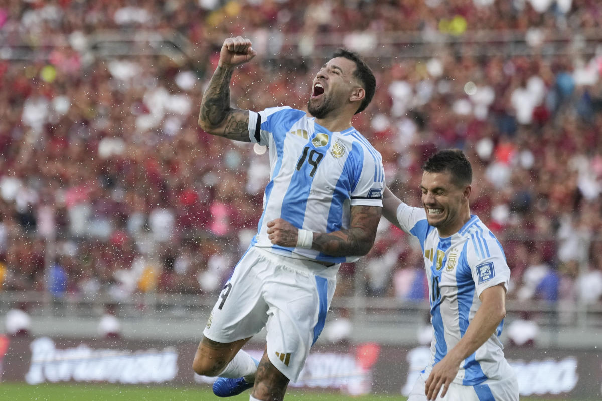 Brazil won away from Chile in World Cup qualifying and Messi’s Argentina drew