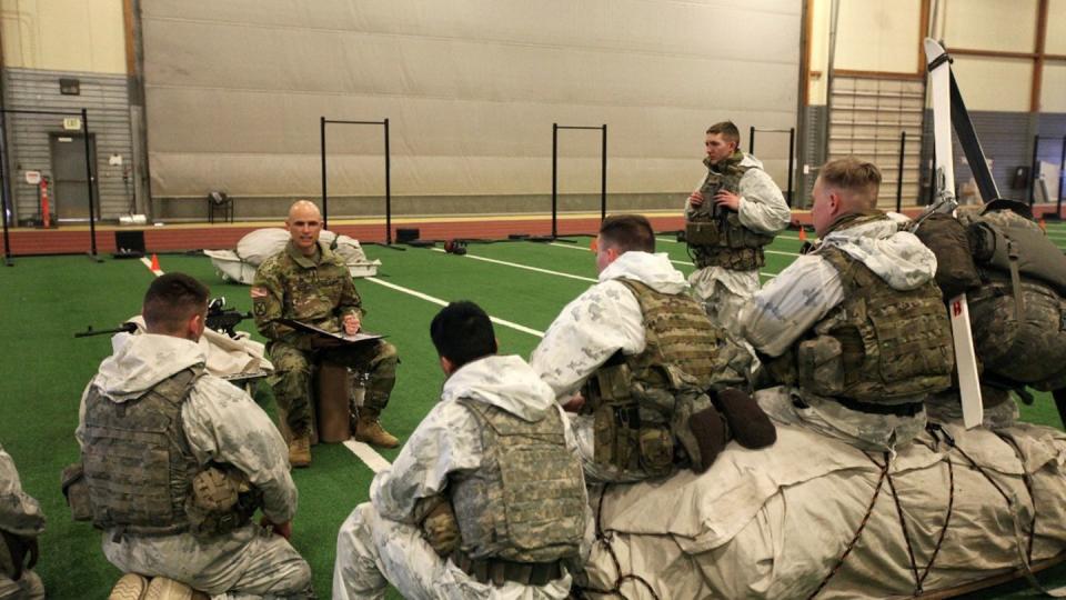Program Executive Office Soldier conducts New Equipment Training with soldiers during the fielding of the Cold Temperature Arctic Protection System. (Army)