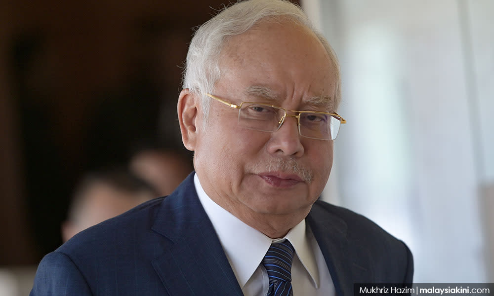 Najib's defence team ‘scored own goal’ with BBM chats, appeal court hears