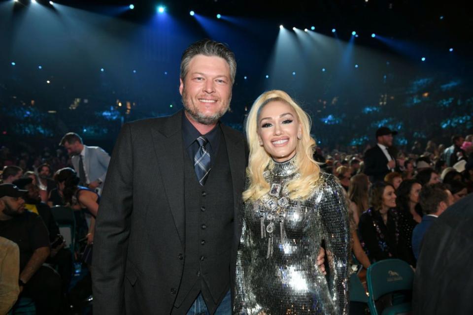 Blake Shelton und Gwen Stefani nehmen am 7. April 2019 in der MGM Grand Garden Arena in Las Vegas an der 54. Academy of Country Music Awards teil. (Foto: Sam Morris / CBS über Getty Images)