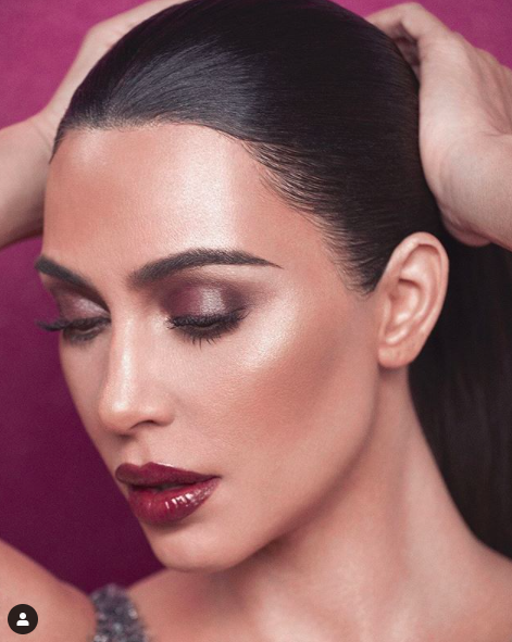 Le halo eyes de kim KARDASHIAN