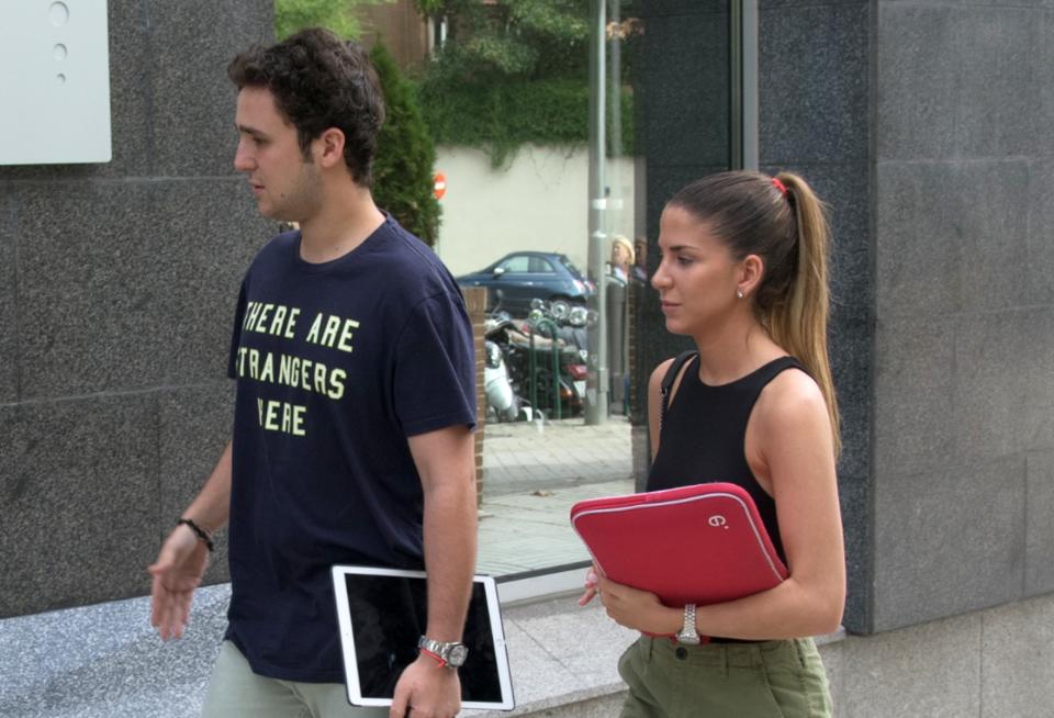 Felipe Juan Froilán de Marichalar ha vuelto a la universidad esta semana acompañado por Mar Torres. Los jóvenes han sido fotografiados juntos acudiendo a iniciar un nuevo curso con el objetivo de convertirse en empresarios. (Foto: Europa Press Entertainment / Europa Press / Getty Images).