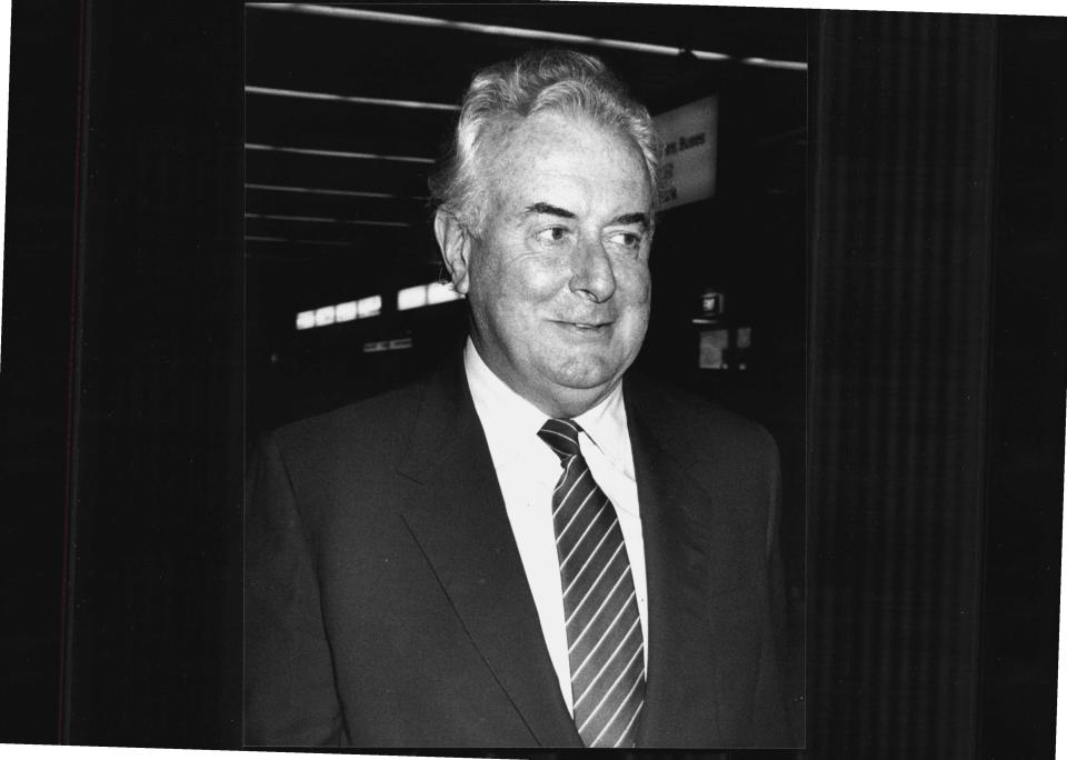Gough &amp; Margaret Whitlam, returns from 4 week overseas trip.He refused to speak with reporters, at the Airport. March 23, 1983. (Photo by Antony Matheus Linsen/Fairfax Media via Getty Images).