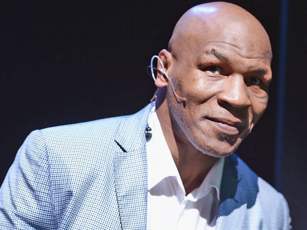  Mike Tyson plans to vote for the first time in this year's US election, after his criminal record previously barred him from doing so. (Getty Images)