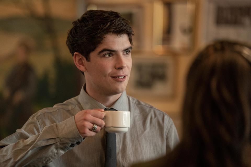 Seán Doyle as Eric in Normal People, holding coffee cup