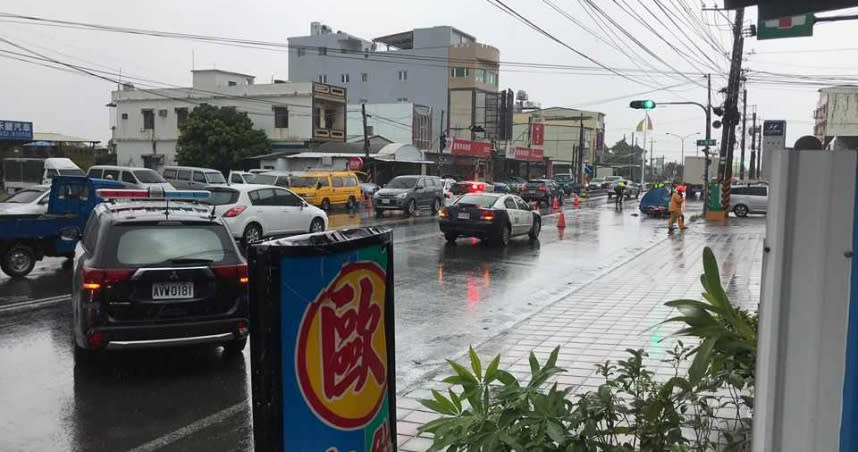 發生騎士遭撞死亡的東港台17線事故現場。（圖／翻攝東港五四三）