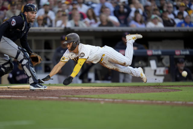 Josh Bell, Guardians come back to sweep sliding A's