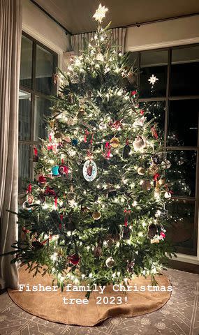 <p>Carrie Underwood/Instagram</p> Carrie Underwood's Christmas tree