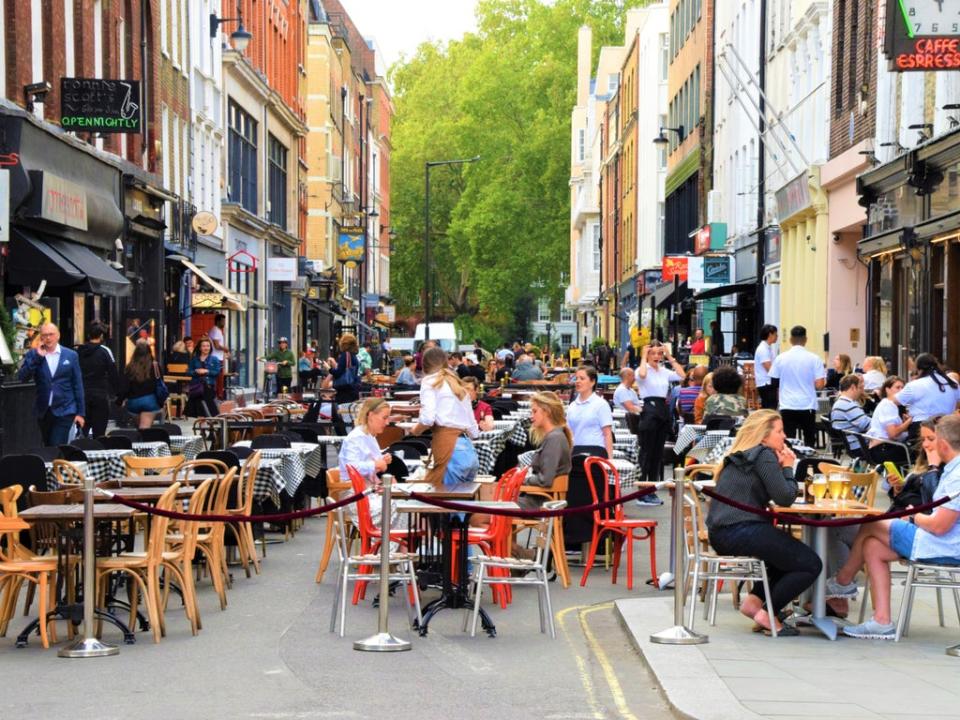 Outdoor dining in Soho (Getty Images)