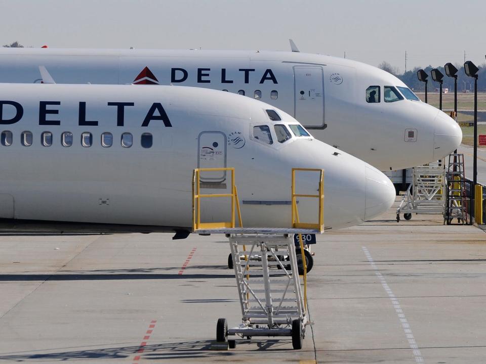 Delta aircraft