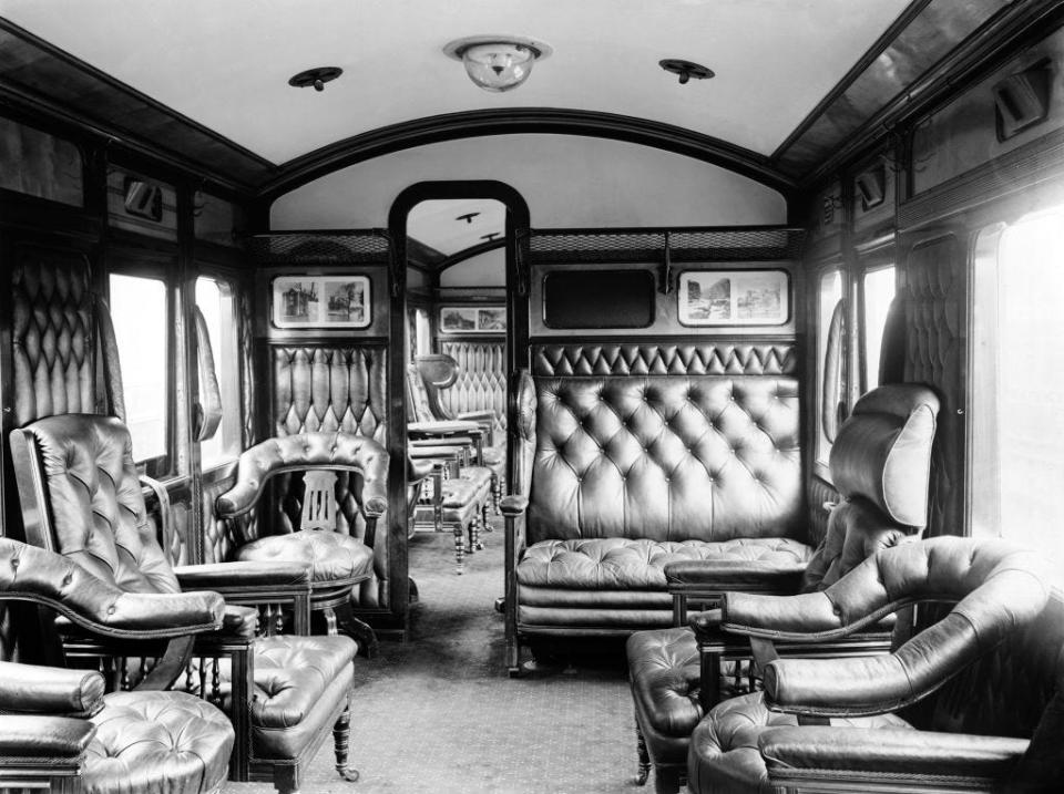 A first class train club car in `1905