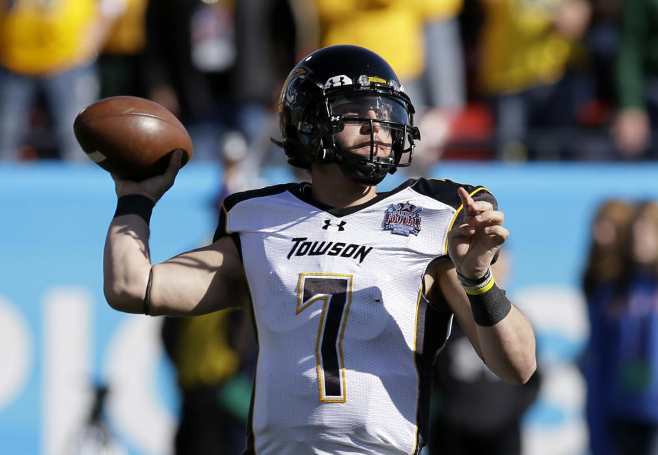 Towson quarterback Peter Athens (7) passes in the first half of the FCS championship NCAA college football game against North Dakota State, Saturday, Jan. 4, 2014, in Frisco, Texas. (AP Photo/Tony Gutierrez)