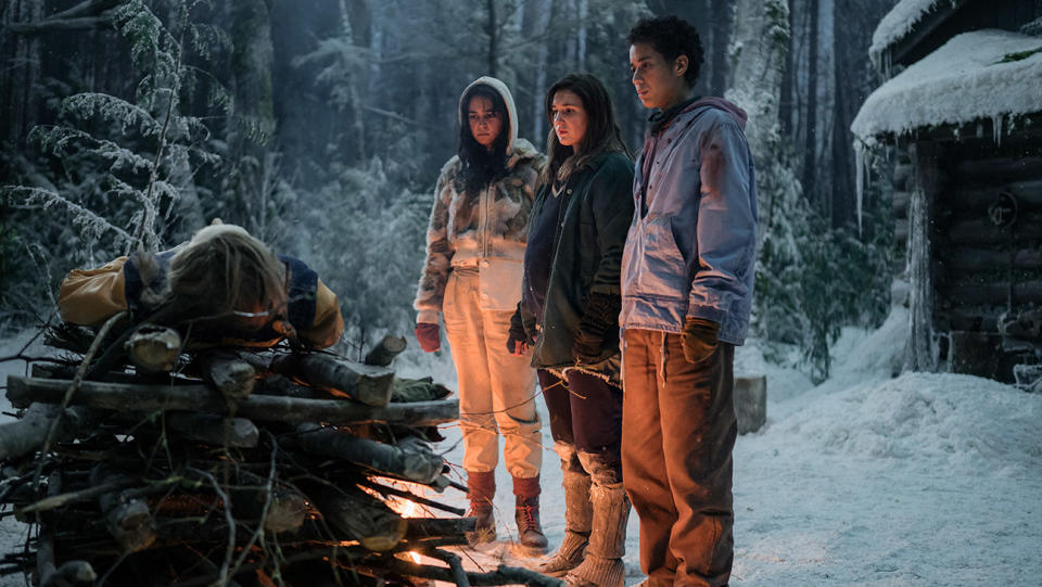 (L-R): Courtney Eaton as Teen Lottie, Sophie Nélisse as Teen Shauna and Jasmin Savoy Brown as Teen Taissa in YELLOWJACKETS, "Edible Complex".