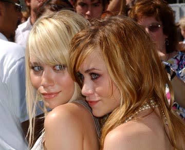 Ashley Olsen and Mary-Kate Olsen at the world premiere of Warner Brothers' New York Minute