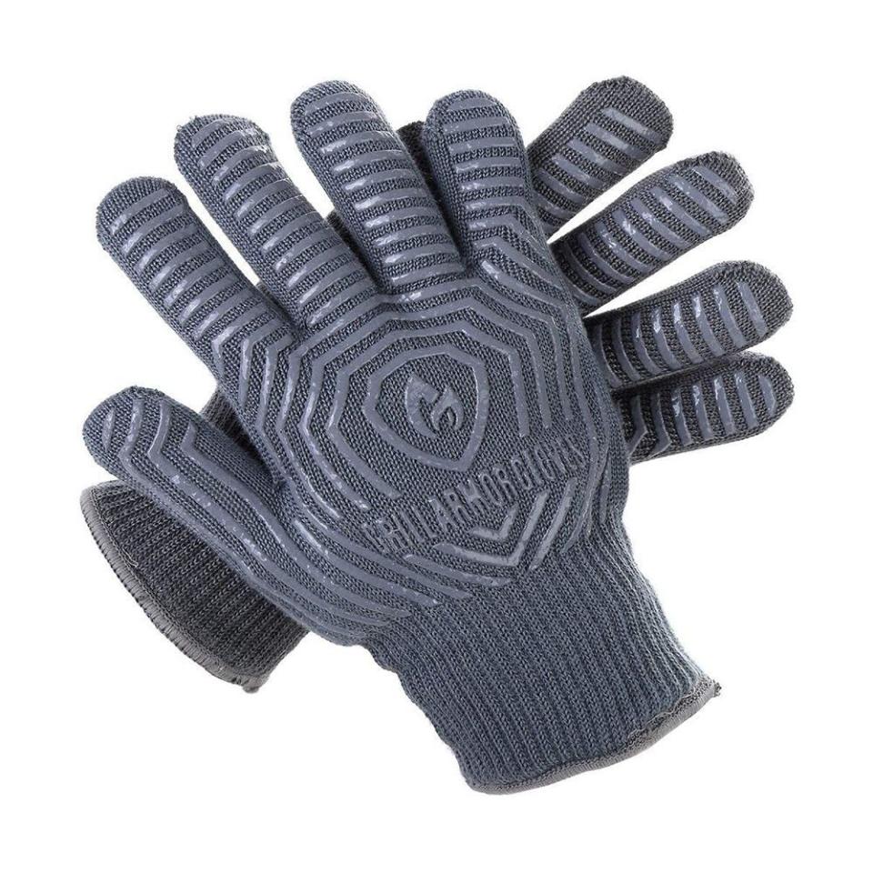 11) Grill Armor Extreme Heat Resistant Oven Gloves