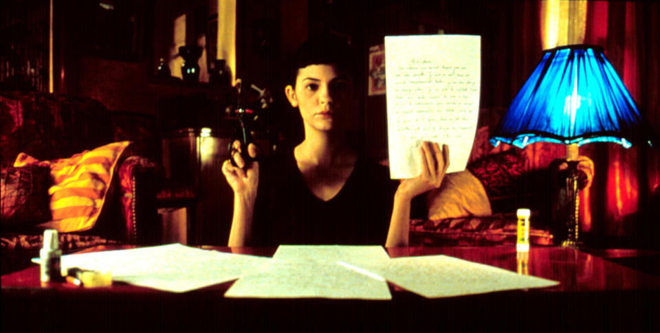 AMELIE, (aka LE FABULEUX DESTIN D'AMELIE POULAIN), Audrey Tautou, 2001