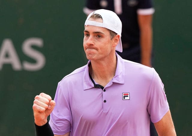 John Isner is enjoying the warm conditions in Paris