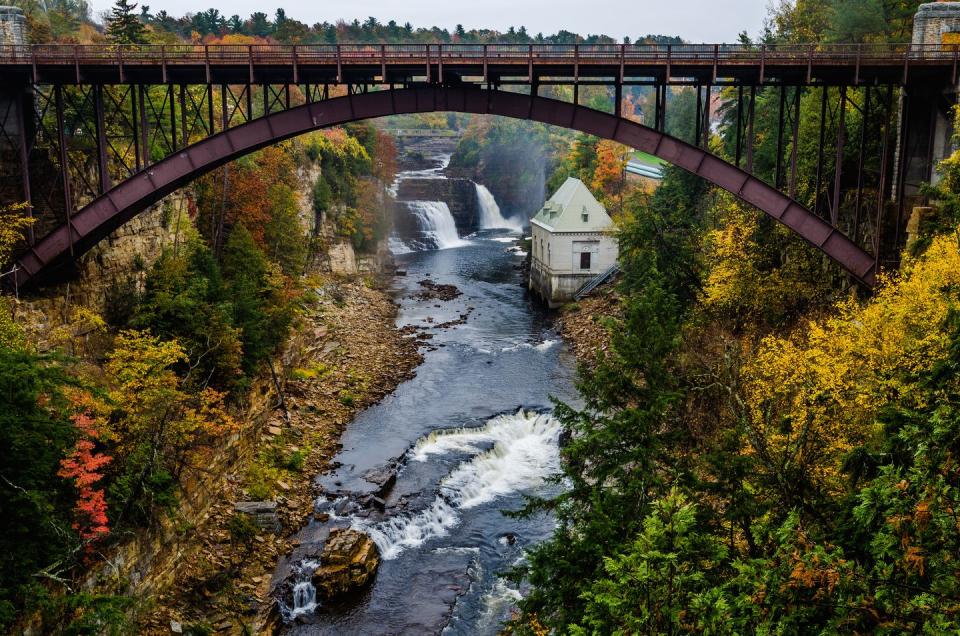 New York: Ausable Chasm Bridge