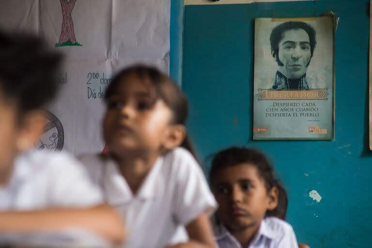 Una de las ambiciones del modelo chavista era lograr el acceso masivo de los niños y adolescentes a la educación; los hechos evidencian lo contrario