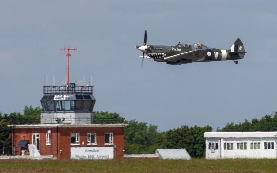 spitfire restoration biggin hill