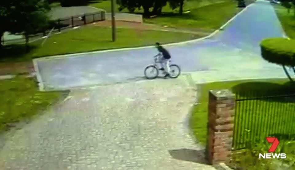 Security cameras capture the culprit on his cycle. Source: 7 News