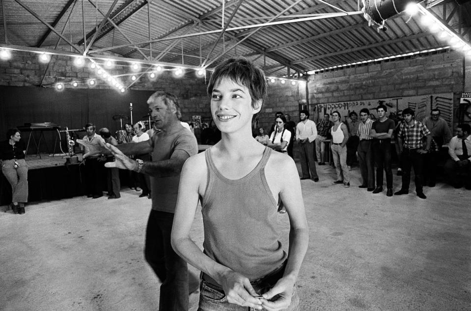 Jane Birkin rehearses a scene during the set of the movie 