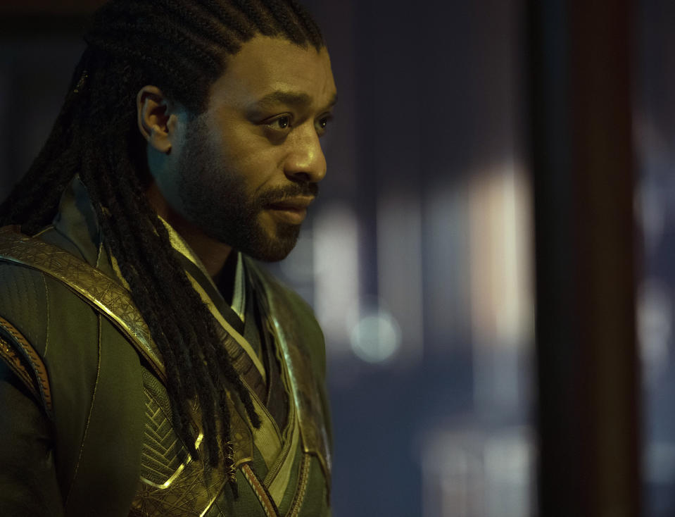 Chiwetel Ejiofor as Mordo in Marvel Studios' DOCTOR STRANGE IN THE MUTLIVERSE OF MADNESS.<span class="copyright">JAY MAIDMENT—©Marvel Studios 2022.</span>