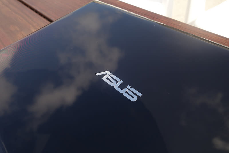 全民電玩筆電 ASUS X550V 雙碟混合拼CP值