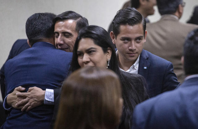 Guatemalan president's son, brother absolved in graft case