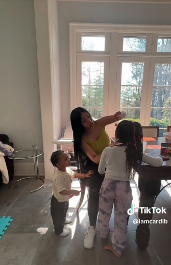   iamcardib / Via tiktok.com