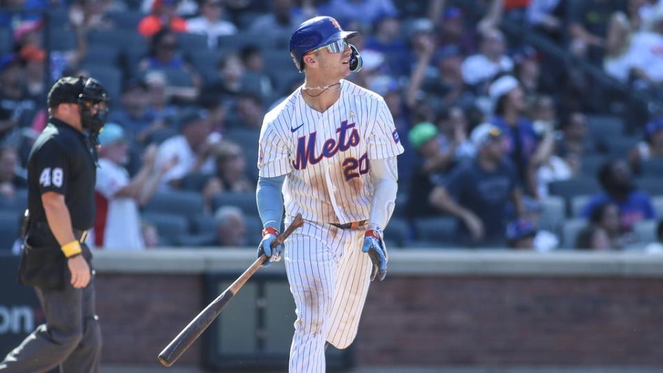 Sep 3, 2023; New York City, New York, USA; New York Mets first baseman Pete Alonso (20) hits a solo home run in the seventh inning against the Seattle Mariners at Citi Field. Mandatory Credit: Wendell Cruz-USA TODAY Sports