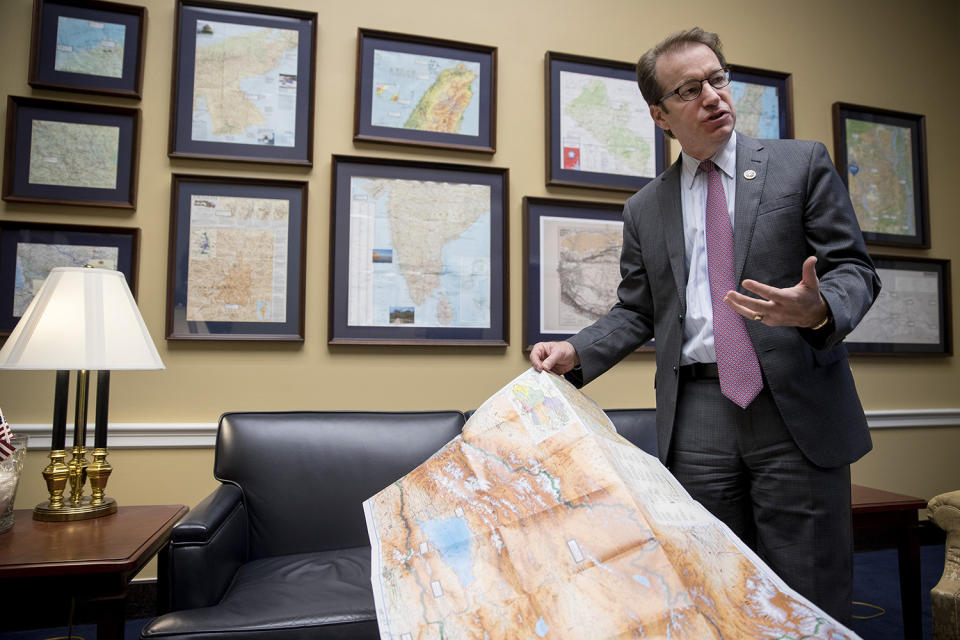 Gadhafi, Netanyahu, the Dalai Lama, all signed this Congressman’s maps