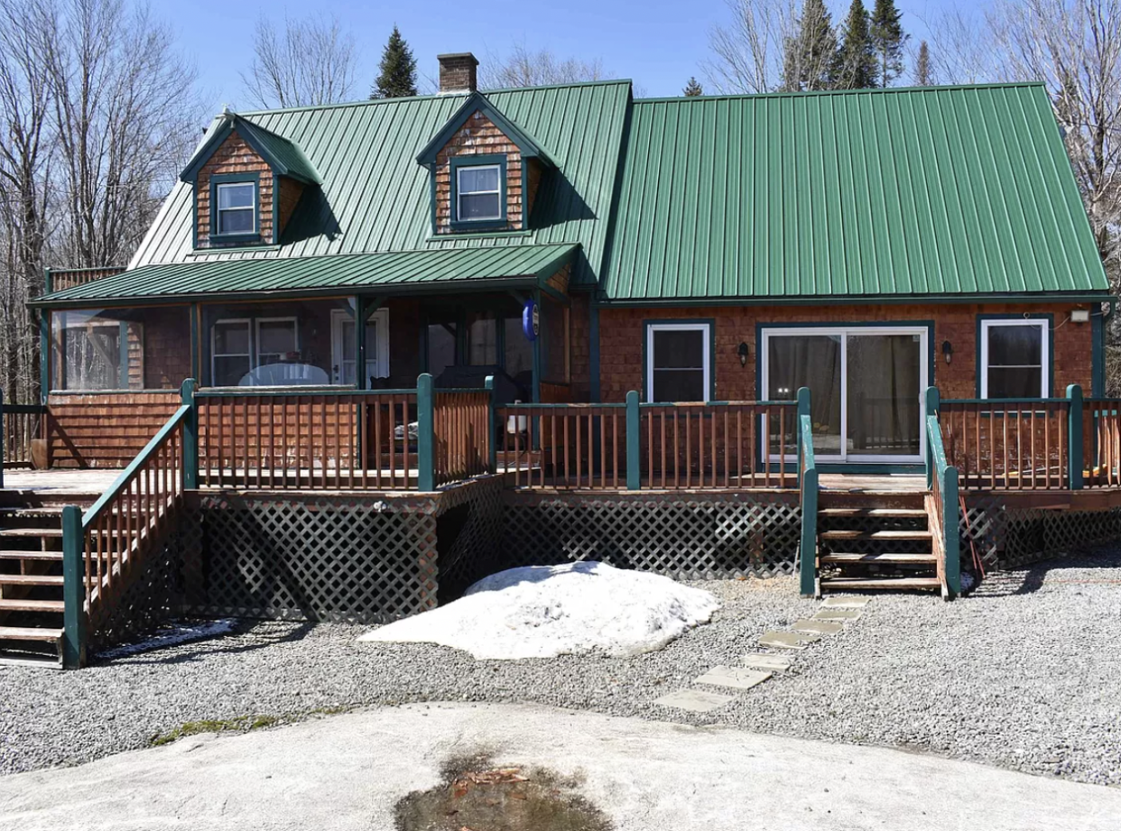 Vermont: The Classic Cabin in the Woods