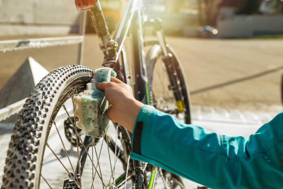 Der Frühling kommt nach Deutschland und vielerorts werden wieder die Fahrräder herausgeholt (Bild: Getty).