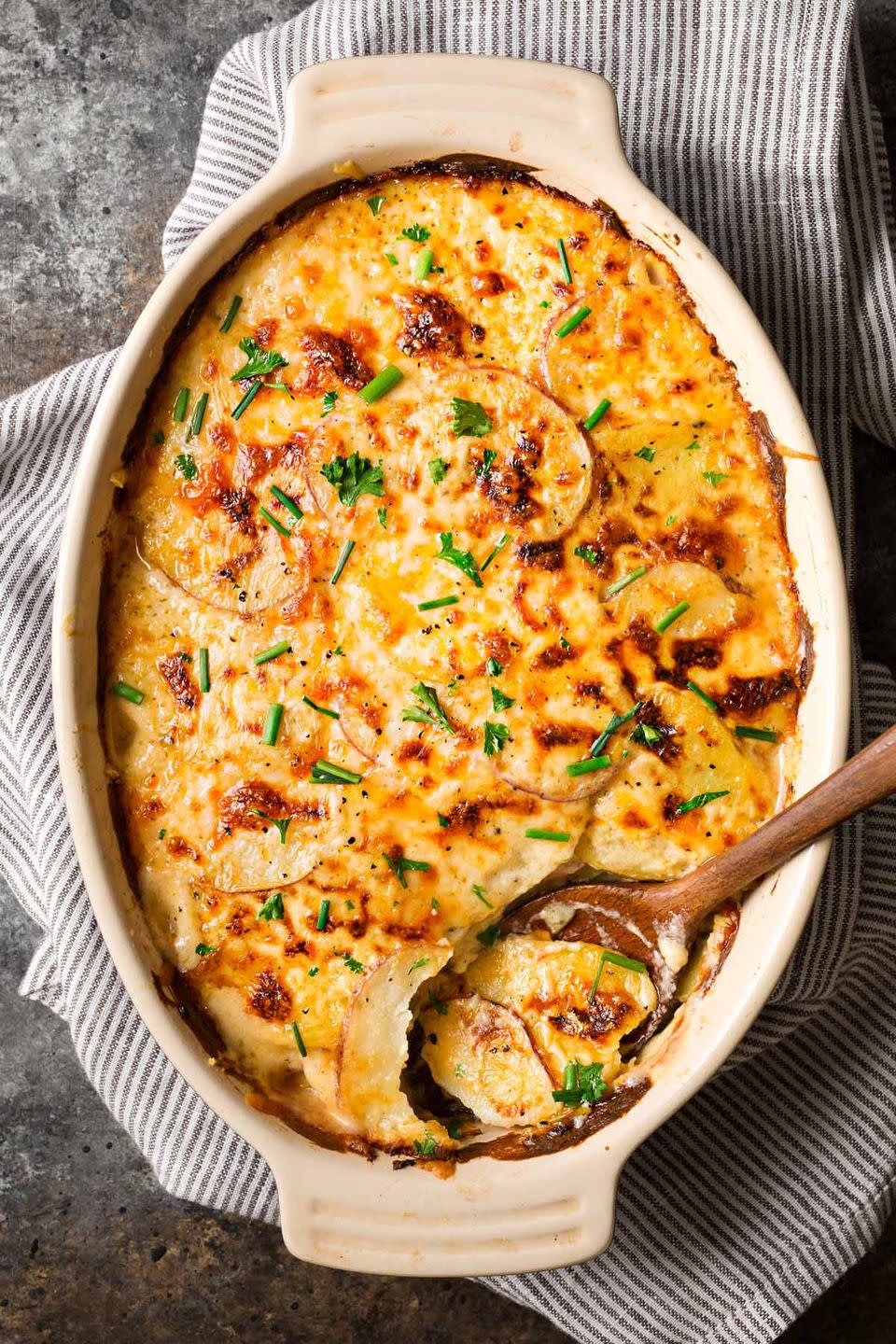 Garlic Parmesan Scalloped Potatoes