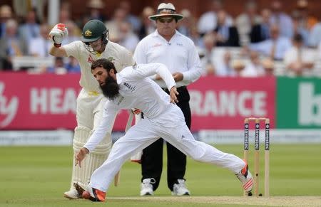 Cricket - England v Australia - Investec Ashes Test Series Second Test - Lord?s - 17/7/15 England's Moeen Ali fields the ball Reuters / Philip Brown Livepic