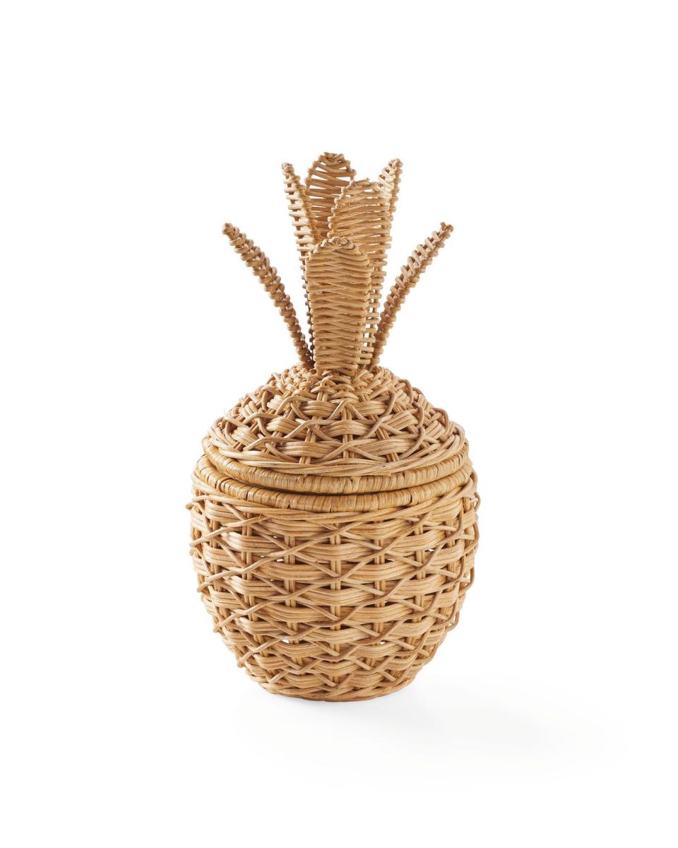 Wicker Pineapple