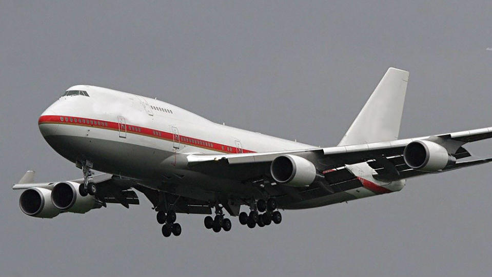 Japanese Air Force One Boeing 747-400