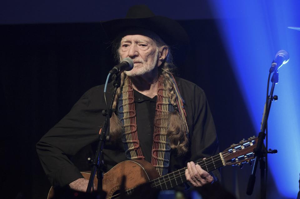 Willie Nelson will perform Aug. 5 at the Ohio State Fair.