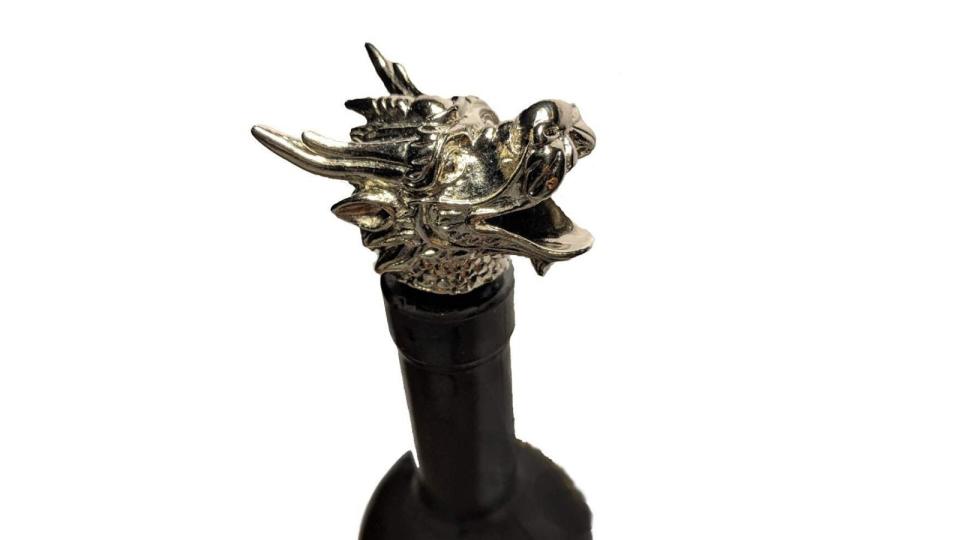 Best gifts for nerds 2019: Dragon Wine Pourer