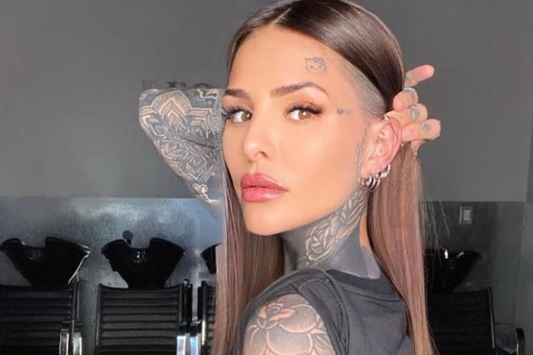 Candelaria Tinelli tuvo un exabrupto contra los haters que la insultan en las redes sociales