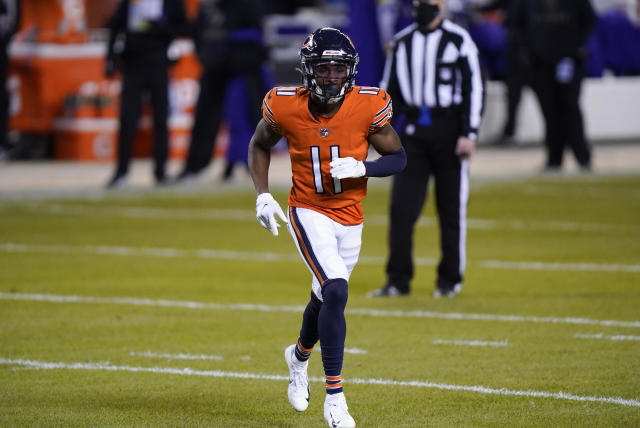 Chicago Bears unveil orange helmets vs. Washington Commanders