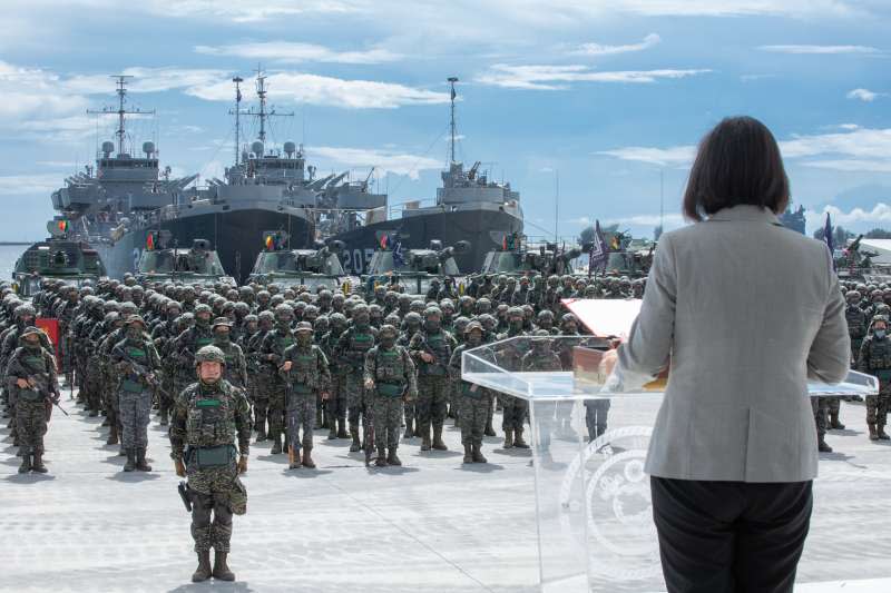2020年7月6日，總統蔡英文慰勉海軍陸戰隊九九旅步二營。（總統府辦公室）