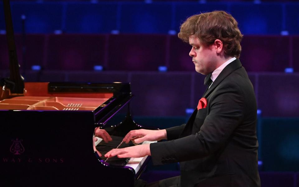 Benjamin Grosvenor at the Barbican - Mark Allan 