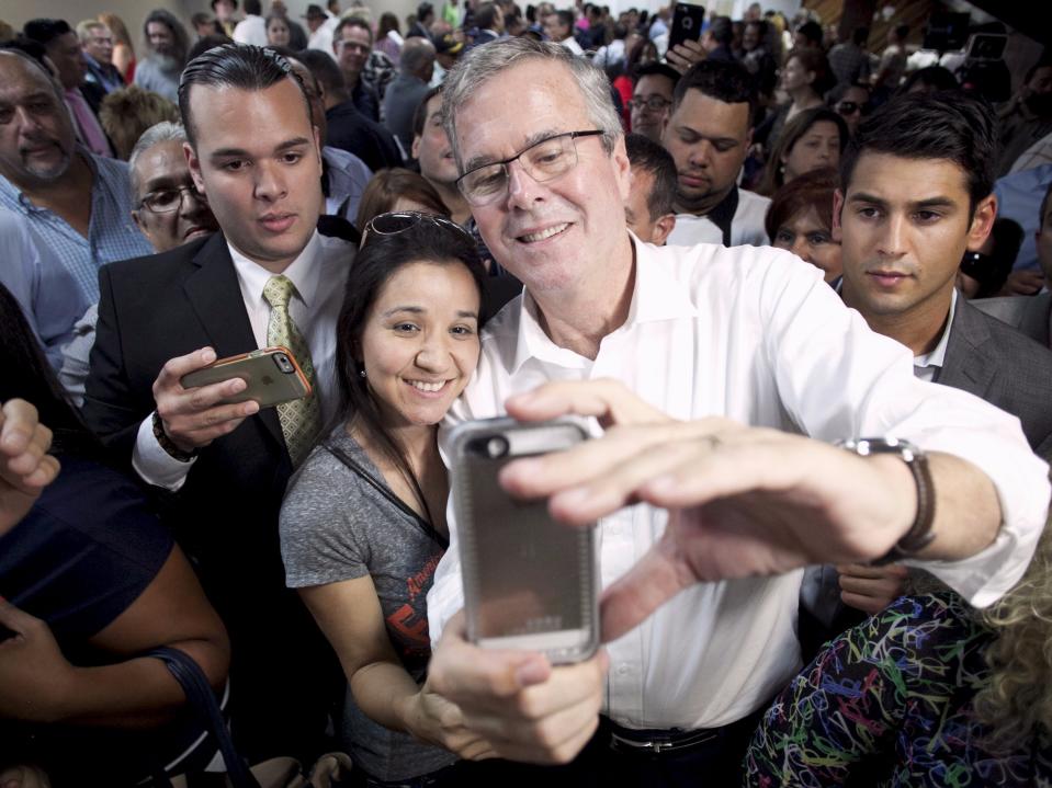 jeb bush selfie