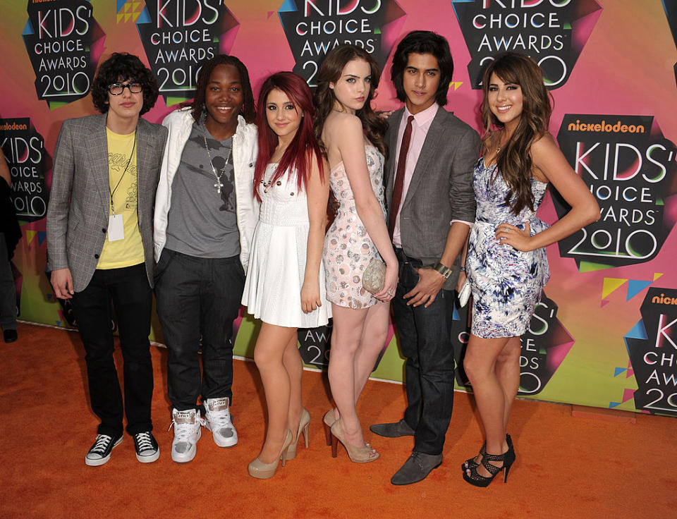 Matt Bennett, Leon Thomas, Ariana Grande, Elizabeth Gillies, Avan Jogia and Daniella Monet