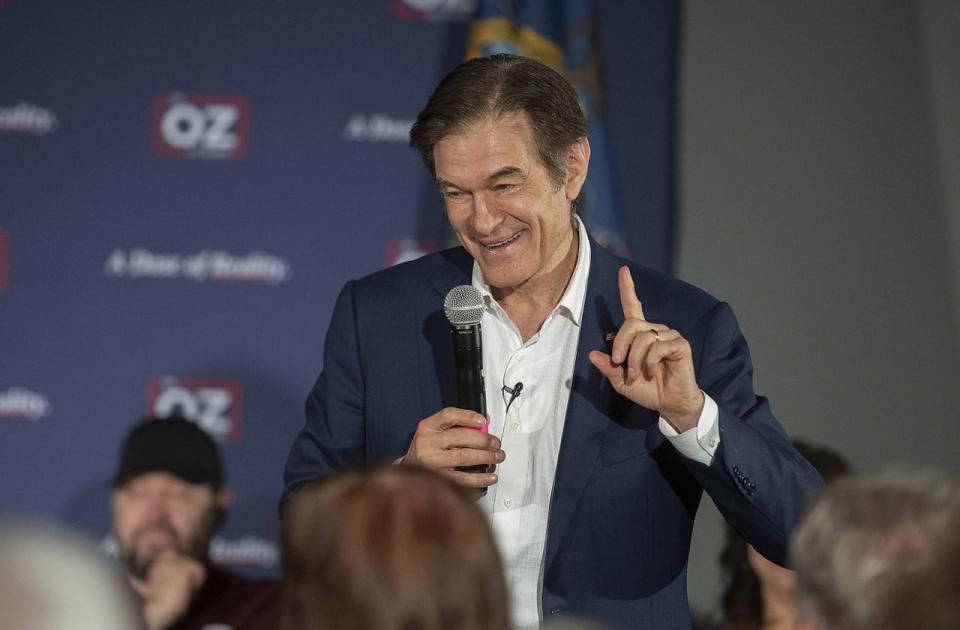 Dr. Oz answers and addresses questions from the audience during a campaign stop in Lawrence County.