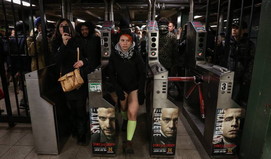 No Pants Subway Ride 2016: How to Play, Where to Go, What to Wear and What to Expect